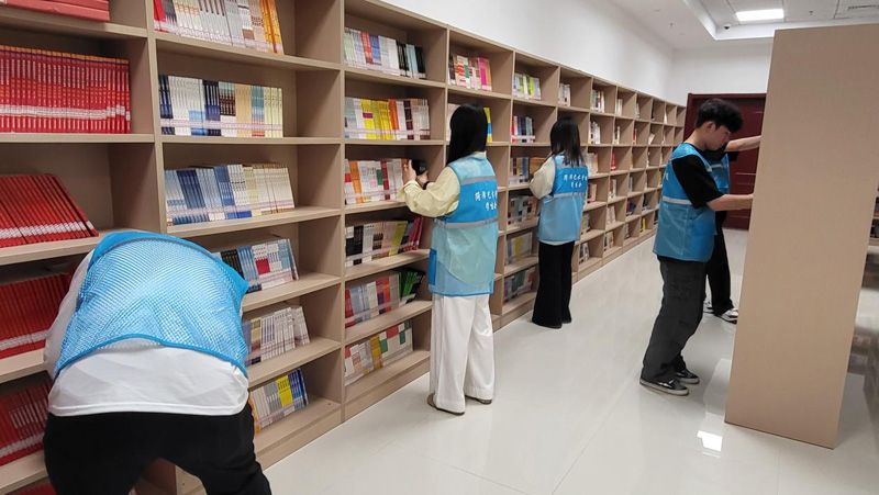 学雷锋精神，做文明学生 ——山东省菏泽艺术学校雷锋月系列活动